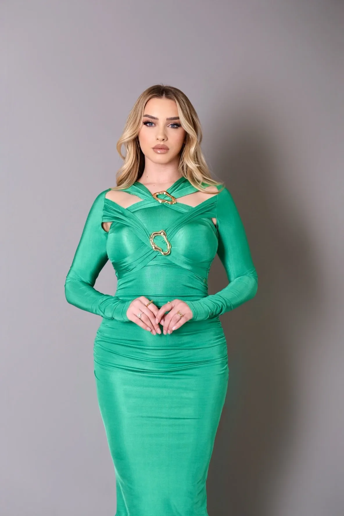 Celin - Keyhole dress with silver accessories