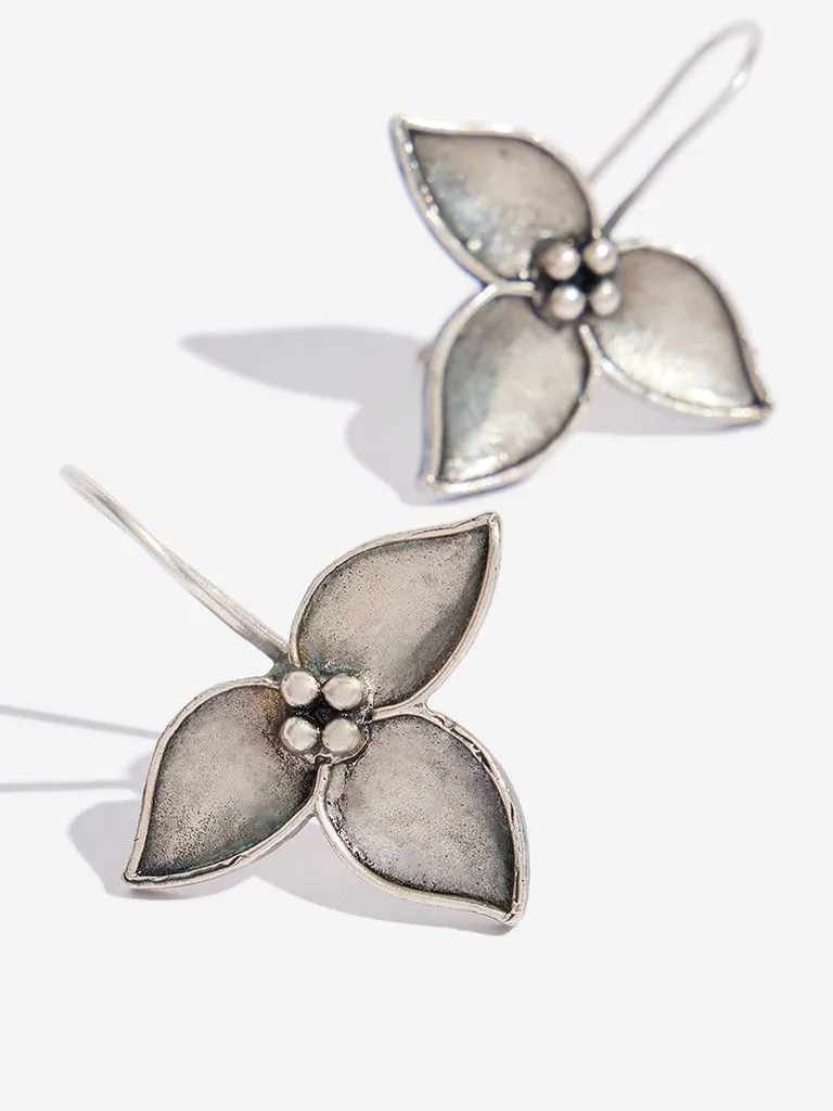 Westside Accessories Silver 3-Petal Earrings